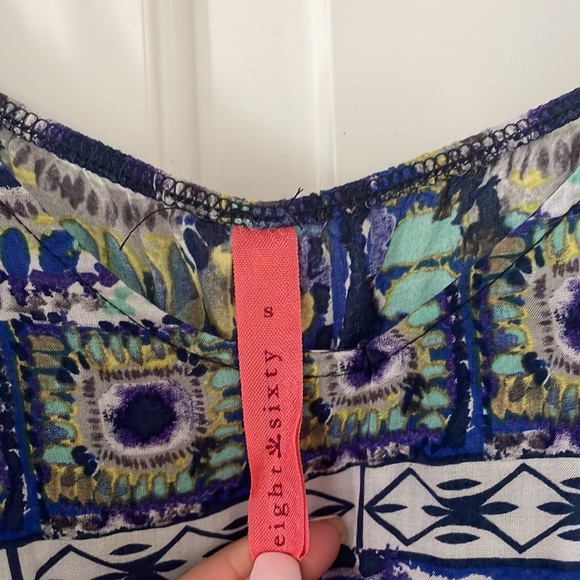 “Eight sixty” cute/ flowy tank top with adjustable waist - Picture 3 of 4